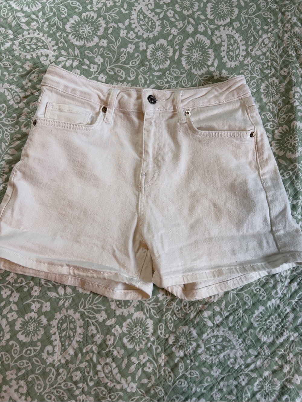 Lacoste High-Rise White Denim Women's Shorts